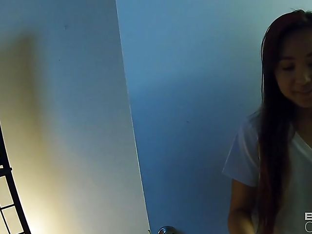 Massage parlor blowjob and sex with asian Jade Kush