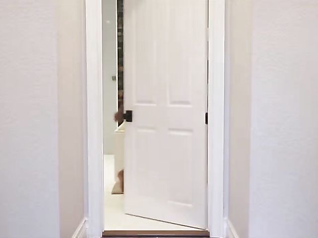 Aasai Tamil - Indian aunty bathing with two boys 