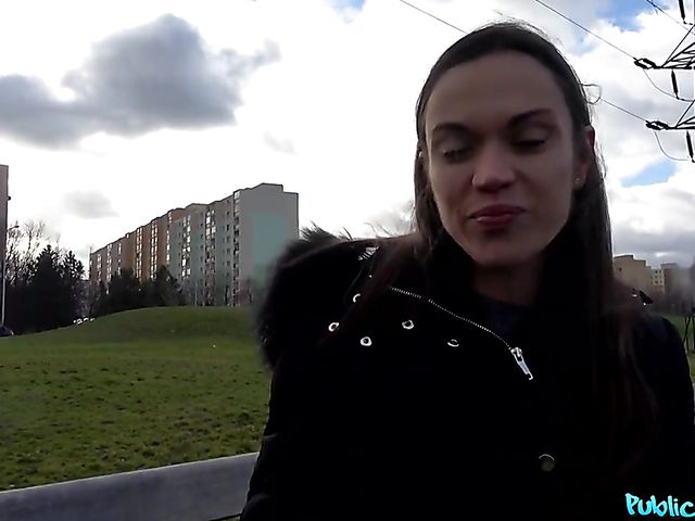 Sex for money with skinny slut Alyssa Reece