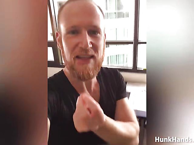 Squirt massage for a juicy asian woman