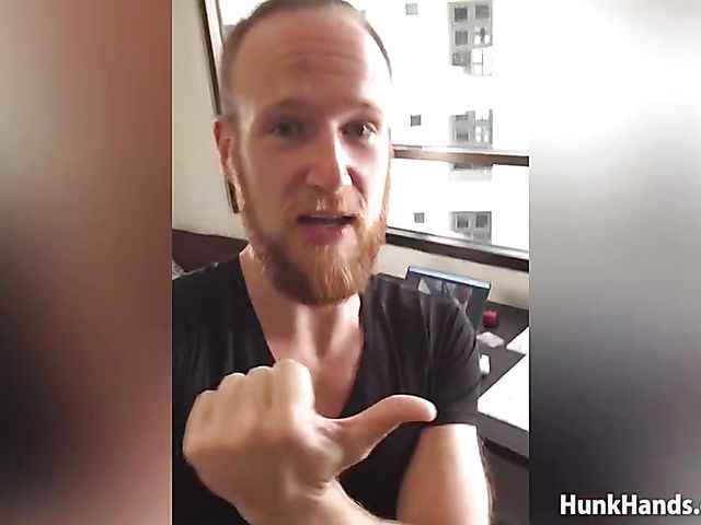 Squirt massage for a juicy asian woman