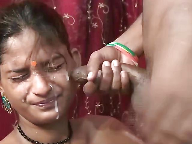 Cute indian girl gets dirty with her boyfriend