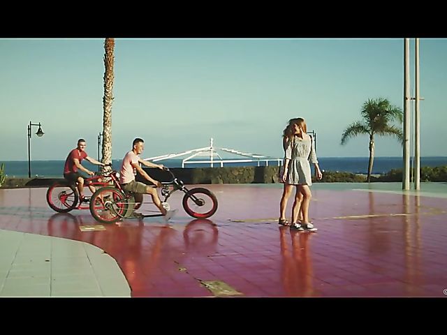 Hot couple Emylia Argan and Nick Ross doing it