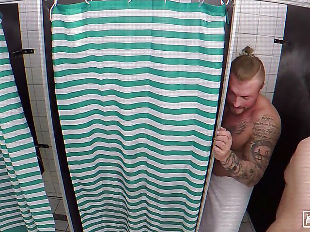 Shower threesome with huge boob Angel Wicky