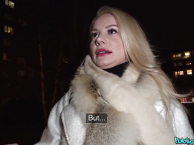 Cash for sex with blonde Elizabeth Romanova