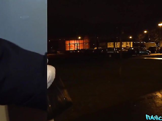 Cash for sex with blonde Elizabeth Romanova