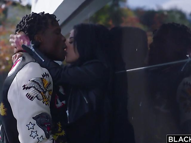 Well hung black nerd Louie Smalls fucks slutty Katrina Jade