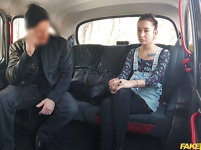 Fake taxi teen Freya Dee making driver cum