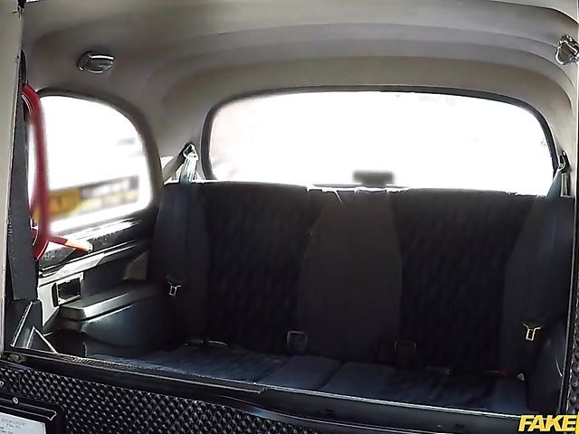 Fake taxi teen Freya Dee making driver cum