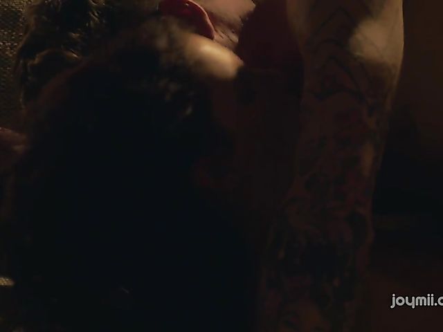 Leanna Sweet - Couple kissing and fucking late at night