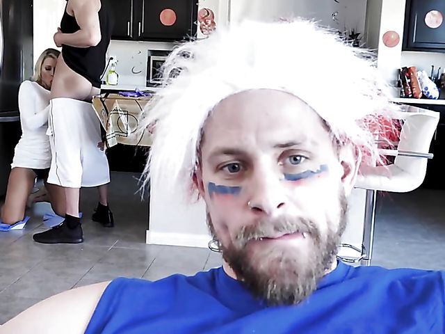 Katie Morgan - MILF kitchen fun with a horny dude