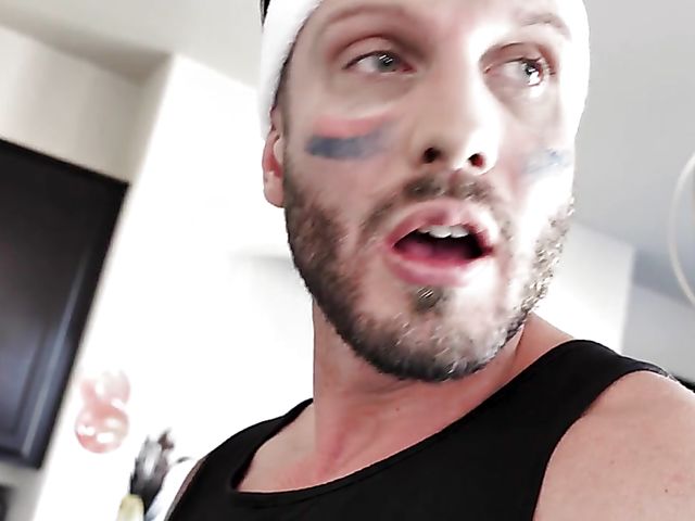 Katie Morgan - MILF kitchen fun with a horny dude