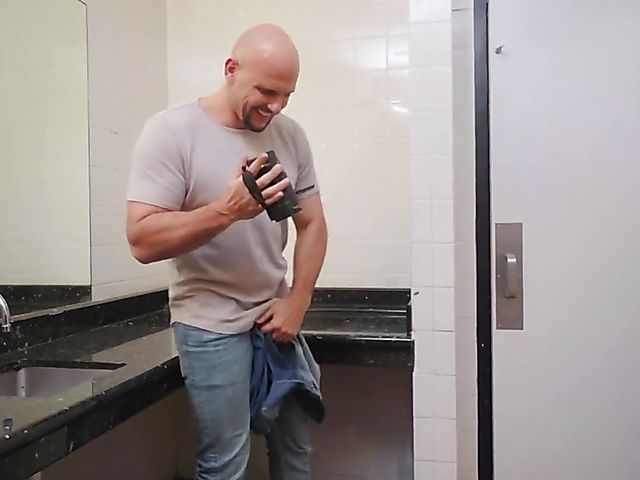 Petite ebony babe Kira Noir gets pranked and fucked