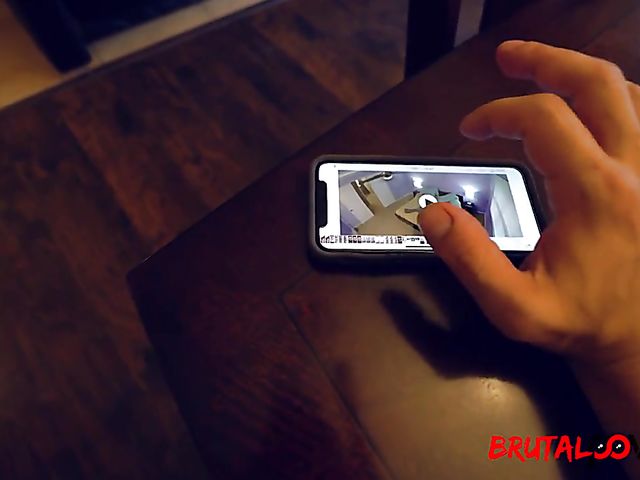 Hitachi insertion to make Ashley Adams squirt