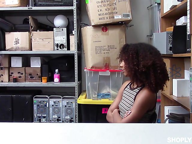 Small tits ebony girl Nia Nixon is an easy one