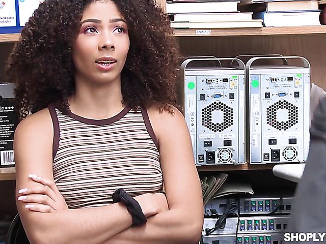 Small tits ebony girl Nia Nixon is an easy one