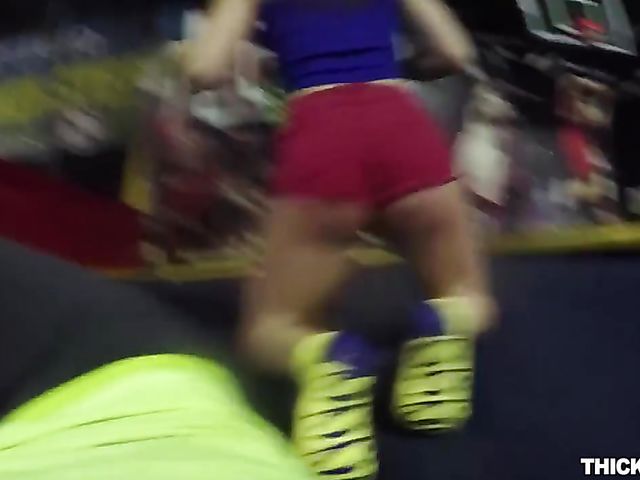 Lots of fun with big booty white girl Abella Danger