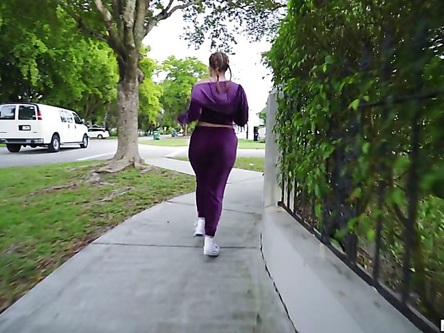 Outdoor fun with thick booty jogger Brooke Benz  