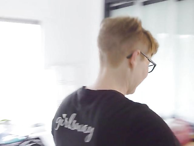 Curvy lesbians Ivy Lebelle and Lena Paul have fun