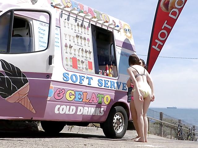 Girls out west lesbian action with Chasey and Luci Q 