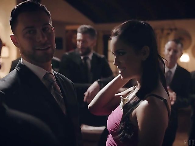 Public fucking with cute escort Alina Lopez