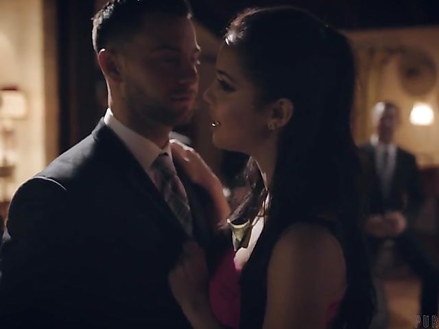 Public fucking with cute escort Alina Lopez