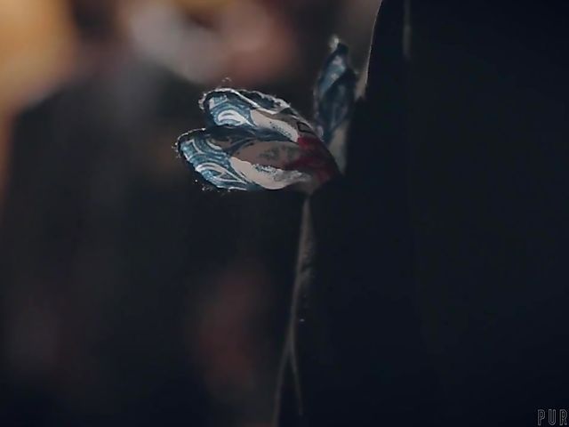 Public fucking with cute escort Alina Lopez