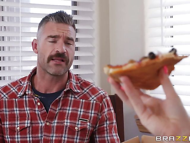 Shower sex with pretty latina Alina Lopez