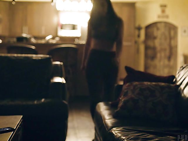 Casey Calvert anal slammed by Derrick Pierce