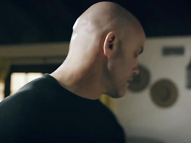 Casey Calvert anal slammed by Derrick Pierce