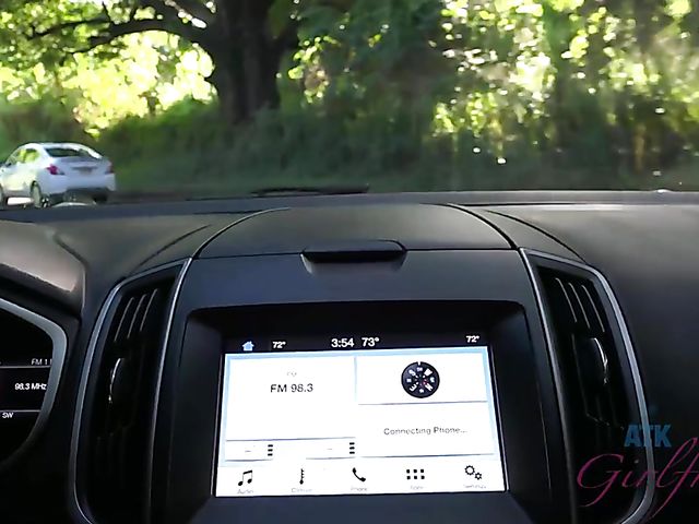 Carmen Rae - Girlfriend feet and pussy exposed in the car