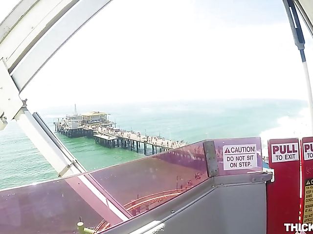 Big butt girl Maria Jade gets down and dirty