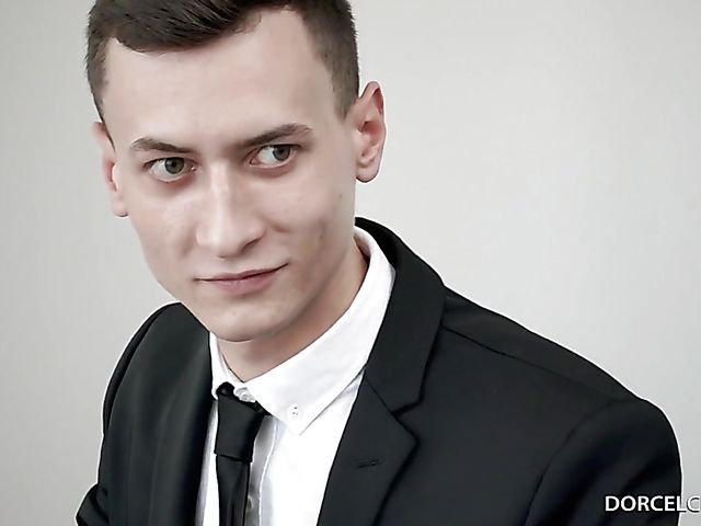 Office MILF Liza Del Sierra gets naled after meeting