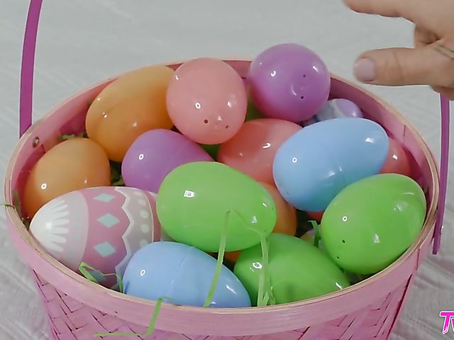 Katana Kombat and Nicole Aniston lesbian Easter