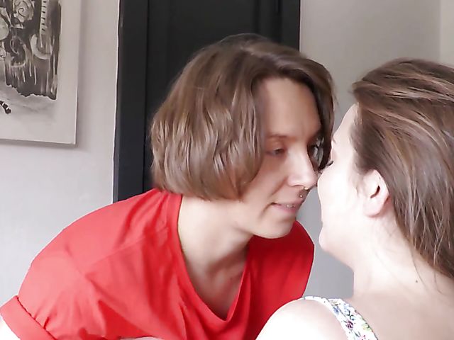 Bushy aussie lesbians Amber Leigh and Kit Bauer