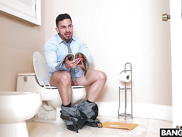 Mom and daughter threesome featuring Cory Chase & Sloan Harper 