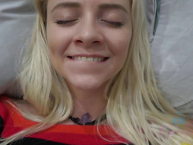 POV GF Riley Star gets some dick