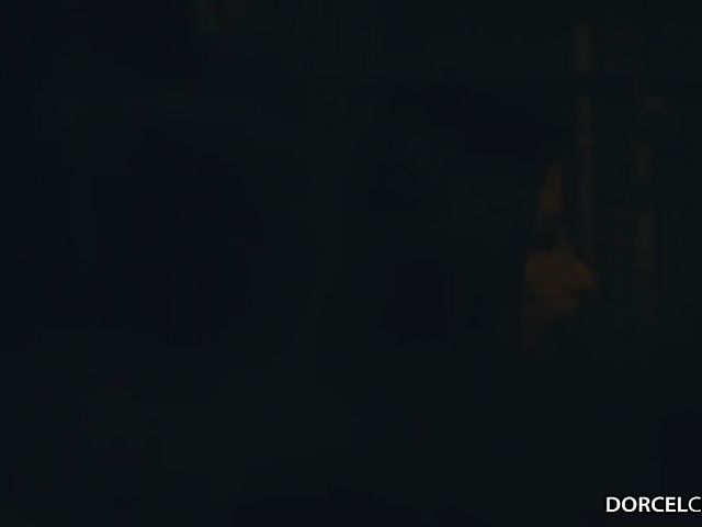 Clea Gaultier - Double penetration is the deal