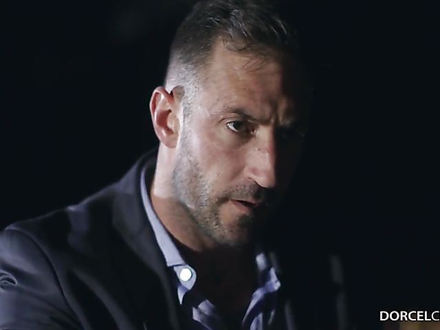 Clea Gaultier - Double penetration is the deal