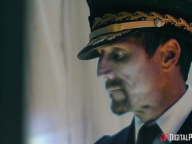 General Tommy Gunn fucks fake tits alien Tia Cyrus 