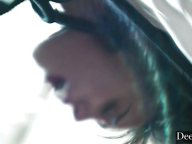 Kinky hardcore threesome with Janice Griffith and Liv Wild