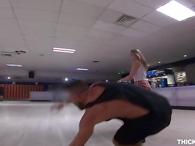 Big ass facesitting and fucking with curvy Daisy Stone