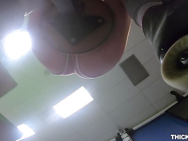 Big ass facesitting and fucking with curvy Daisy Stone