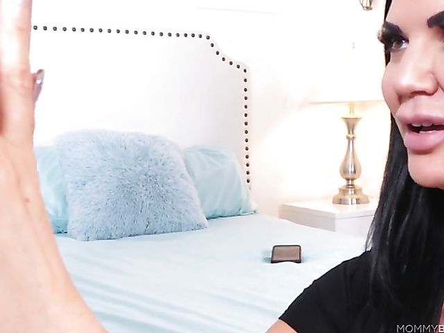 Jasmine Jae - MILF blowjob and tits fuck