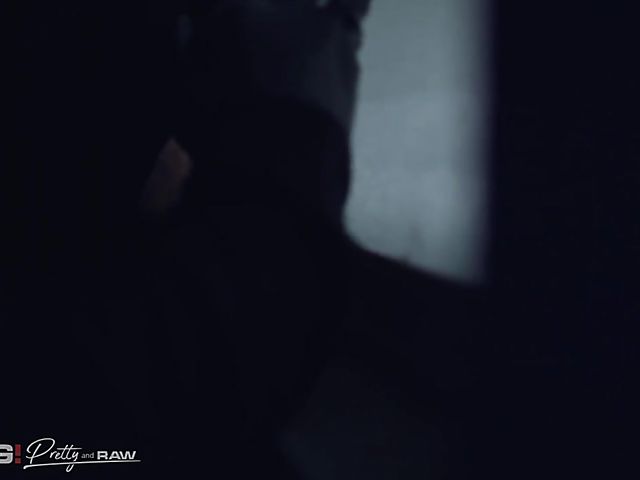 Very hard fuck with blonde Khloe Kapri