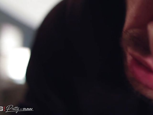 Very hard fuck with blonde Khloe Kapri