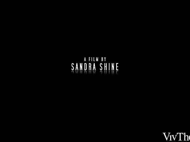 Viv Thomas lesbian make out with Liv Revamped and Renata Fox