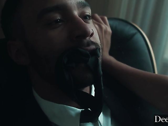 Smoking beauty with perky tits Janice Griffith gets what she wants