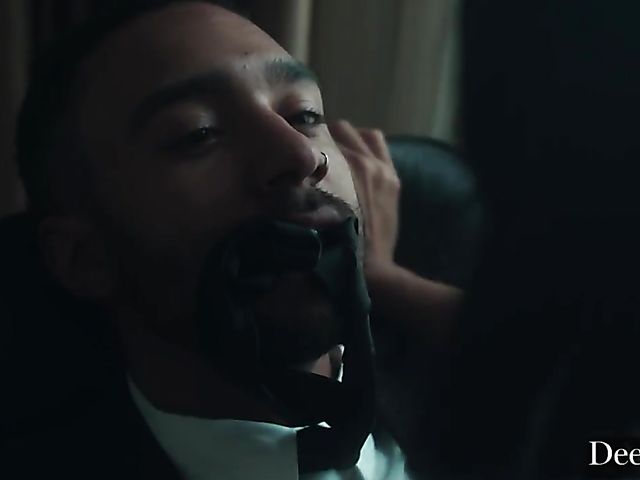 Smoking beauty with perky tits Janice Griffith gets what she wants