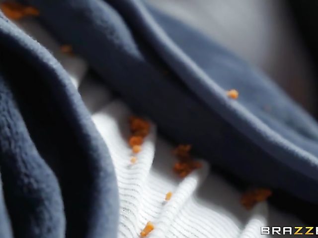 Black cock in ass with Whitney Wright and Ricky Johnson 